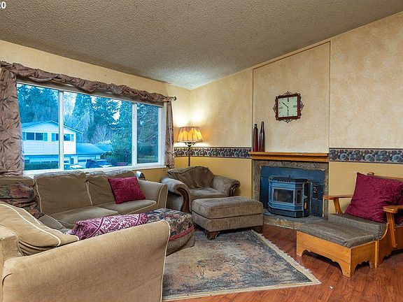 4th image of 13386 Eastborne Dr