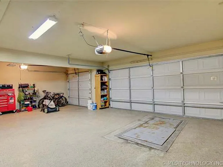 7324 E Knoxville St — Photo 15