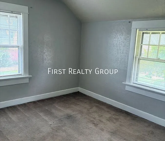 222 S Findlay St — Photo 6