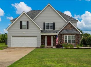 10 Apache Trl, Fort Mitchell, AL 36856