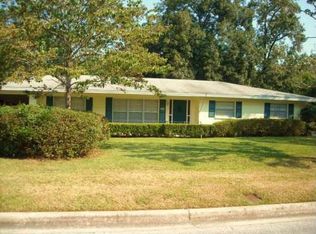 3330 NW 28th Pl, Gainesville, FL 32605