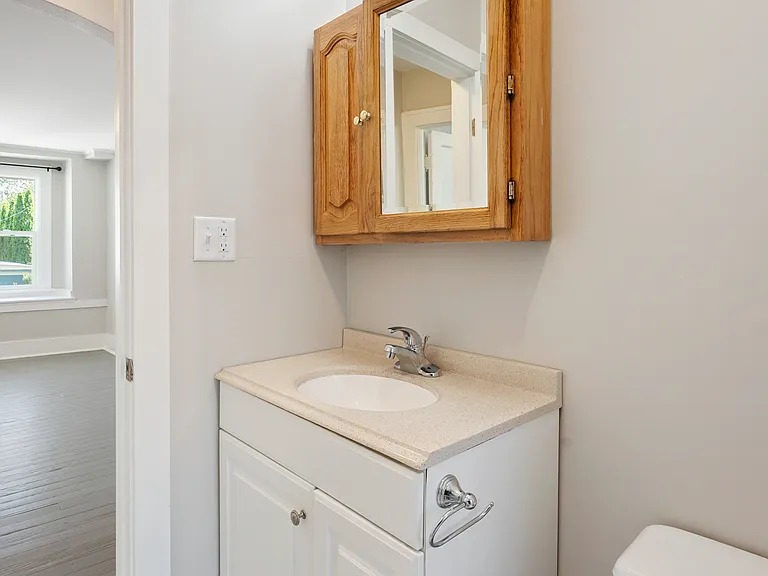 1112 Park Ave — Photo 21