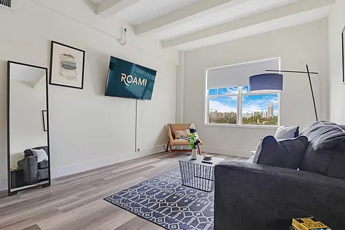 1300 Collins Ave Photo 1