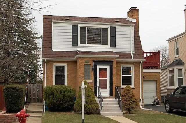 5624 Crain St photo 1