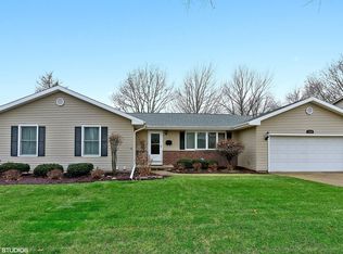 1315 Gifford St, Dekalb, IL 60115