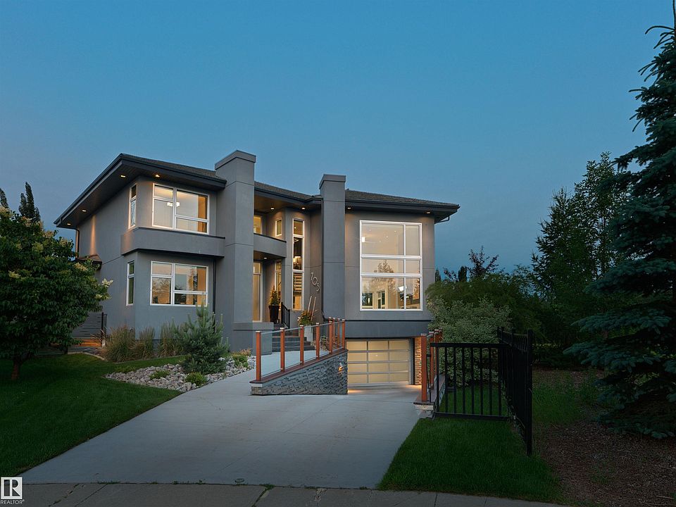 1st image of 703 Dalhousie Way NW
