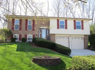 2749 Mapletree Ct, Cincinnati, OH 45236