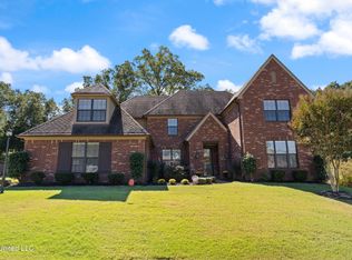 7455 Featherston Cv, Olive Branch, MS 38654