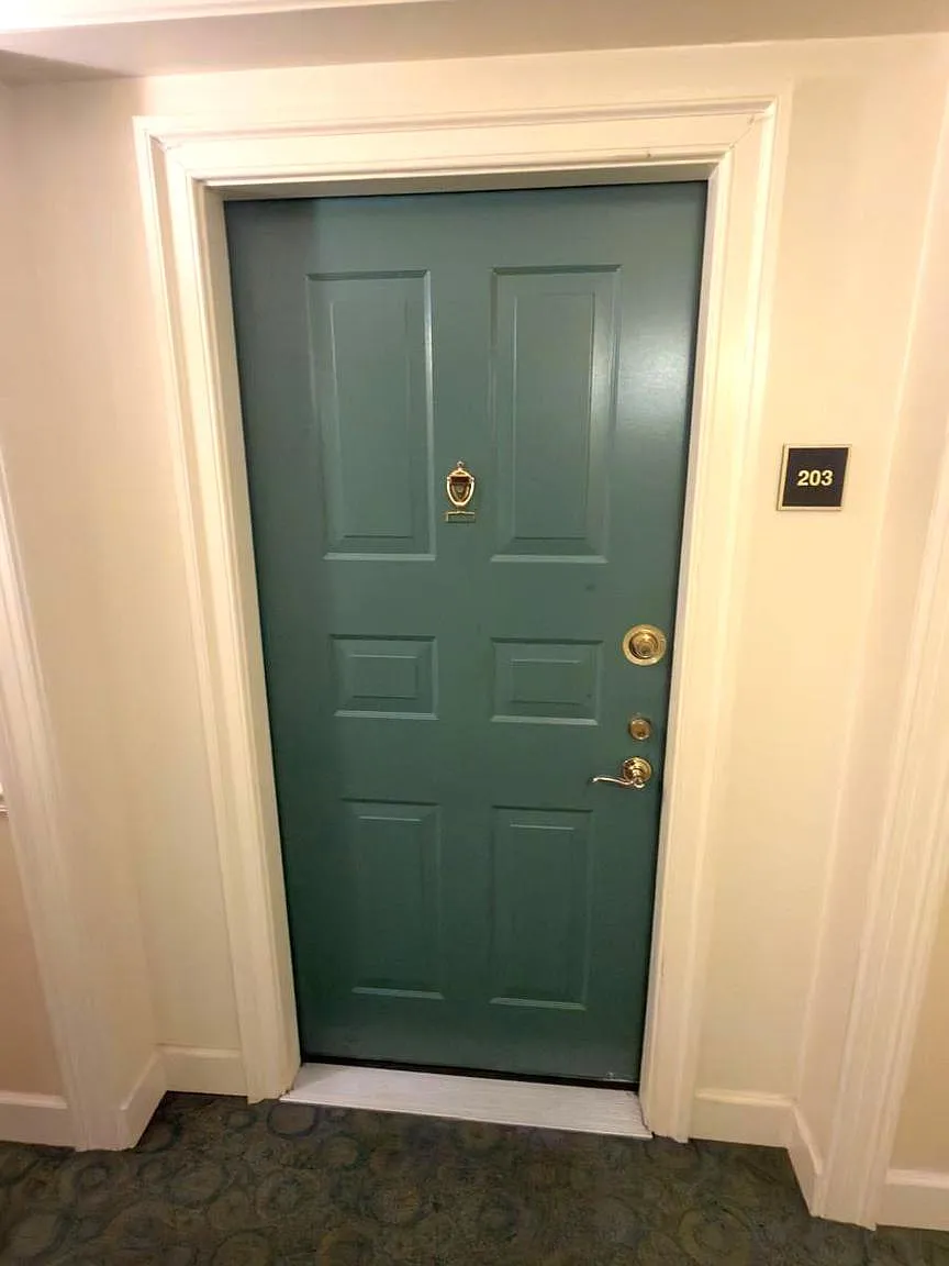 Worldgate Condo — Photo 3