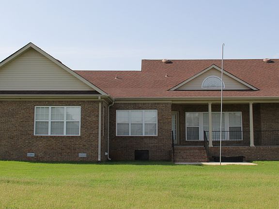 3rd image of 114 Brokenrein Dr
