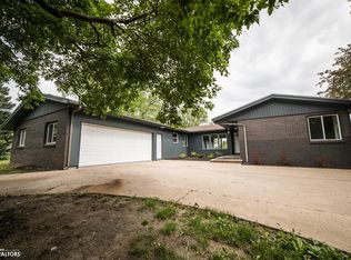500 Riverview Dr, Rockford, IA 50468