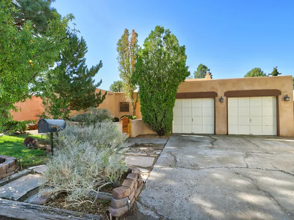 608 Camino Espanol NW, Albuquerque, NM 87107