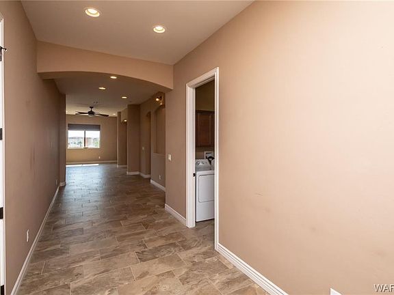 5th image of 1093 Bella Luna Dr