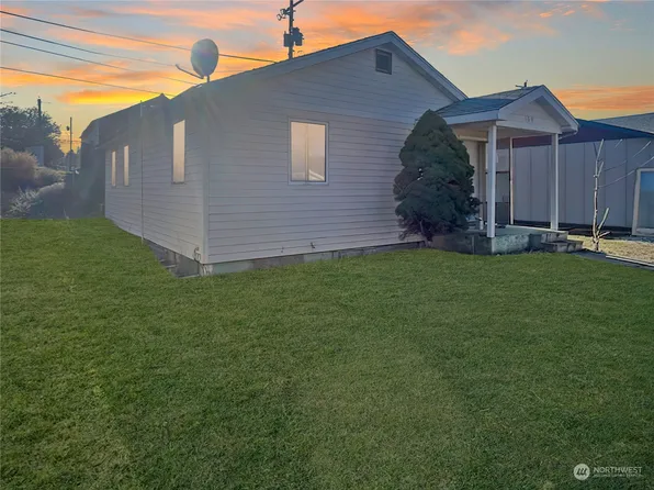 109 Goodfellow Avenue, Electric City, WA 99123