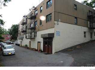 11 Kathy Ln APT 1D, Yonkers, NY 10701