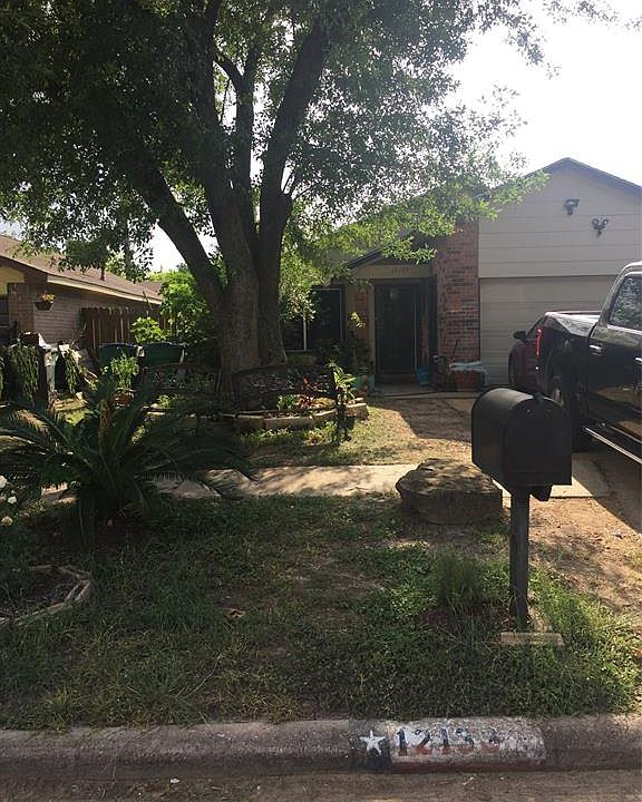 1st image of 12139 W Marsham Cir