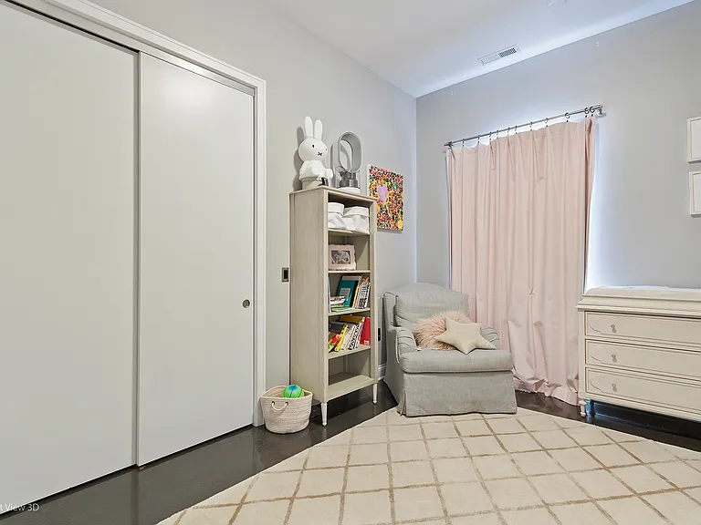 2410 W Bloomingdale Ave #2A — Photo 16