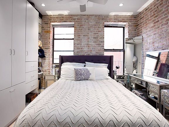 3rd image of 661 10th Ave APT 3A