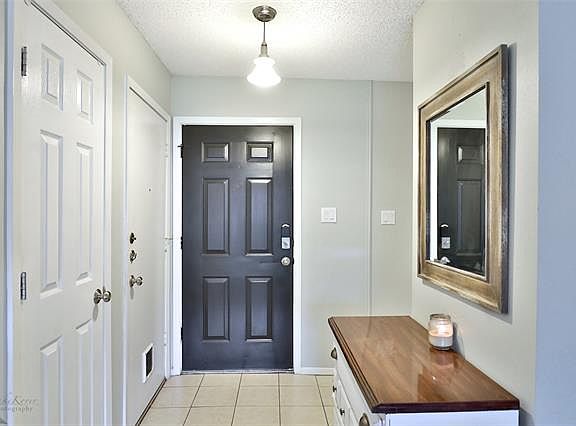3rd image of 32 Shady Brook Cir