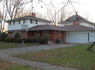 410 S 3rd St, Fairbury, IL 61739