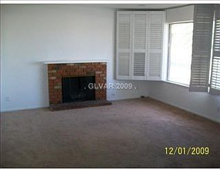 4th image of 3585 Moraga Dr