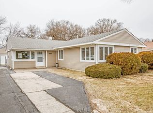 10014 Harnew Rd W, Oak Lawn, IL 60453