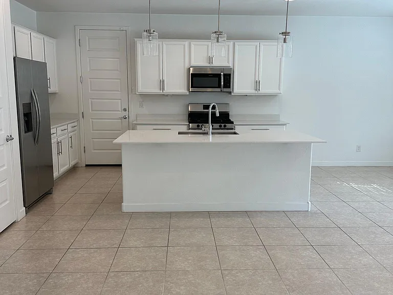 9913 E Tahoe Ave — Photo 2