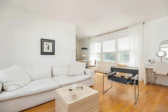 Building Photo - 1516 San Anselmo Ave #D
