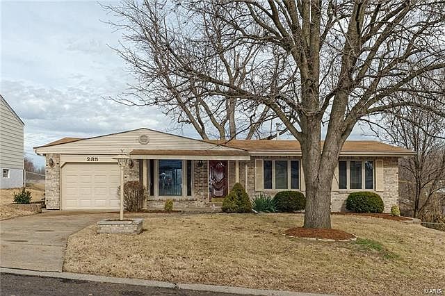 1st image of 235 Arras Dr