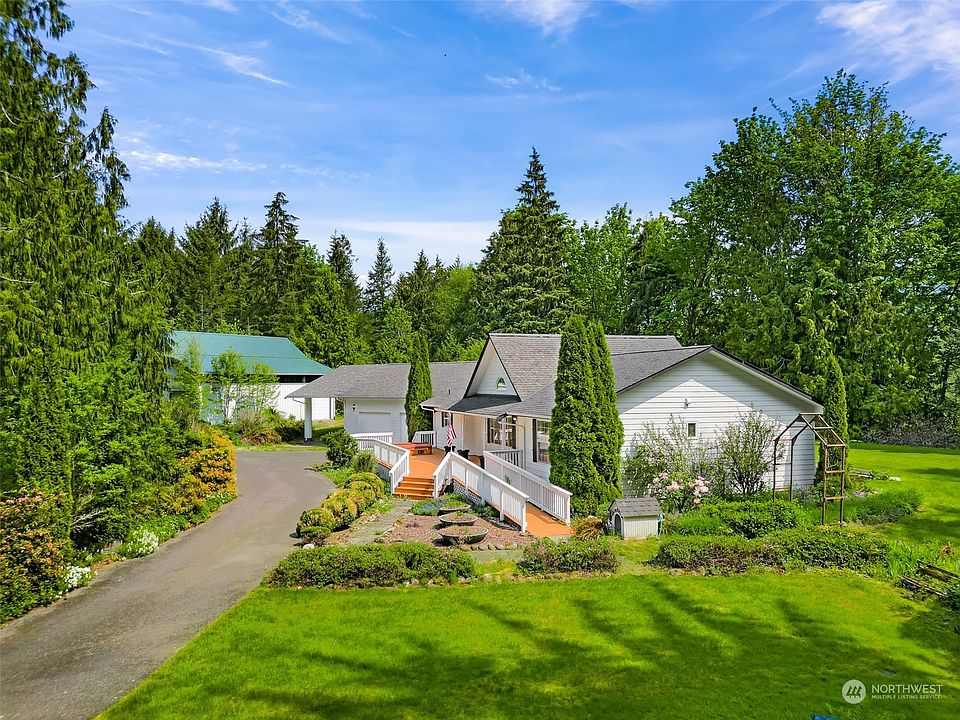 Welcome to 23106 Ida Lane, SW>