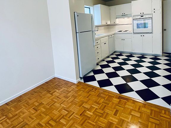 5th image of 1803 Broadway #101