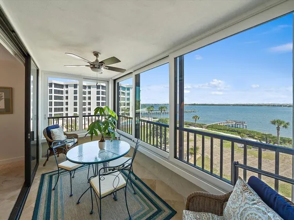 8735 Midnight Pass Rd APT 306B, Sarasota, FL 34242