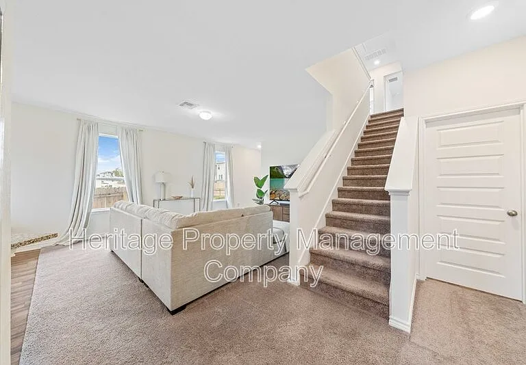 10643 W Military Dr #33 — Photo 7