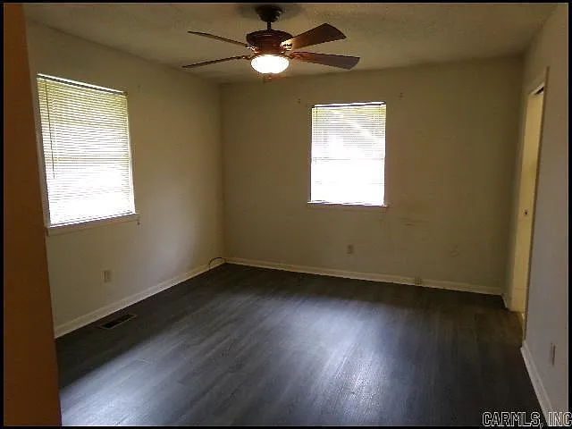 5116 Lynch Dr — Photo 19