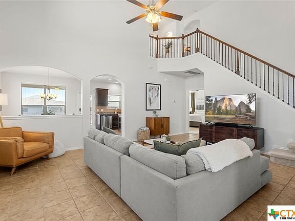3rd image of 1403 Emerald Gate Dr