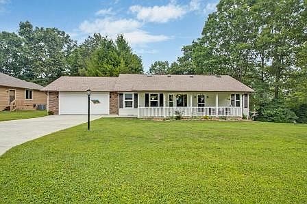1st image of 109 Bradford Ln