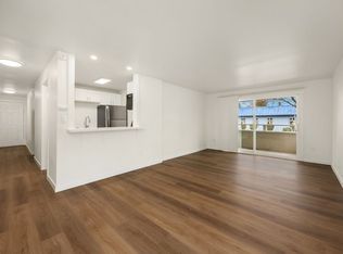 8801 9th Ave SW APT 208, Seattle, WA 98106