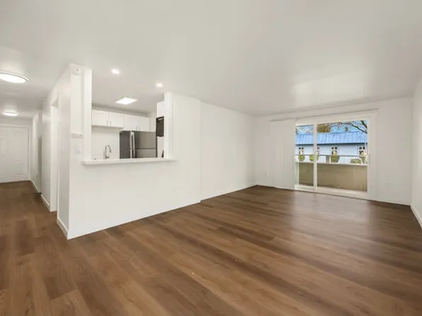 9th Avenue Apartments, 8801 9th Ave SW #201, Seattle, WA 98106