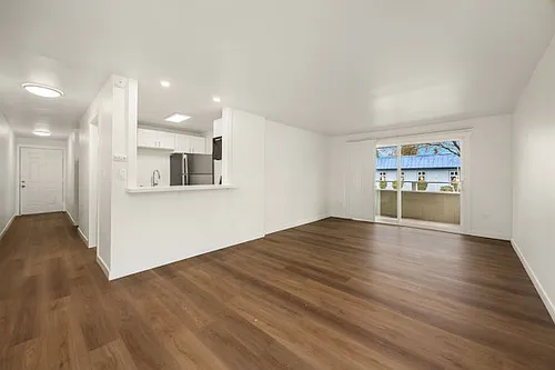 9th Avenue Apartments Photo 1