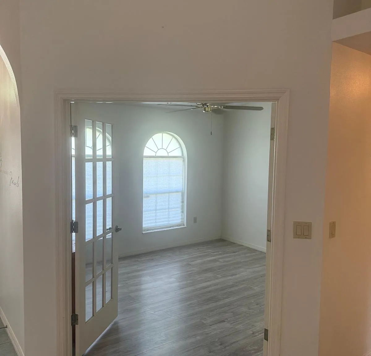 3 bed, 1832 sqft, $2,000 — Photo 4