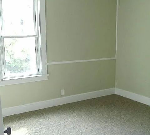 4th image of 2321 Sunset Ave