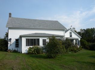 35 Felton Rd, Peru, NY 12972