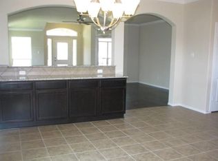 9445 Centennial Dr, Waco, TX 76708