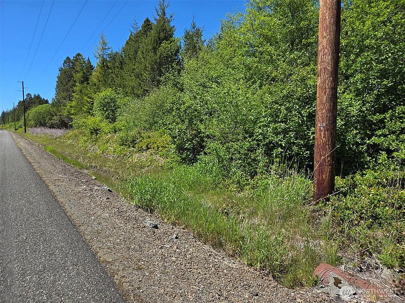 2nd image of 256 Walker Road