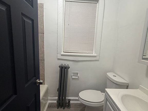 3rd image of 7001 S Aberdeen St #1051-2