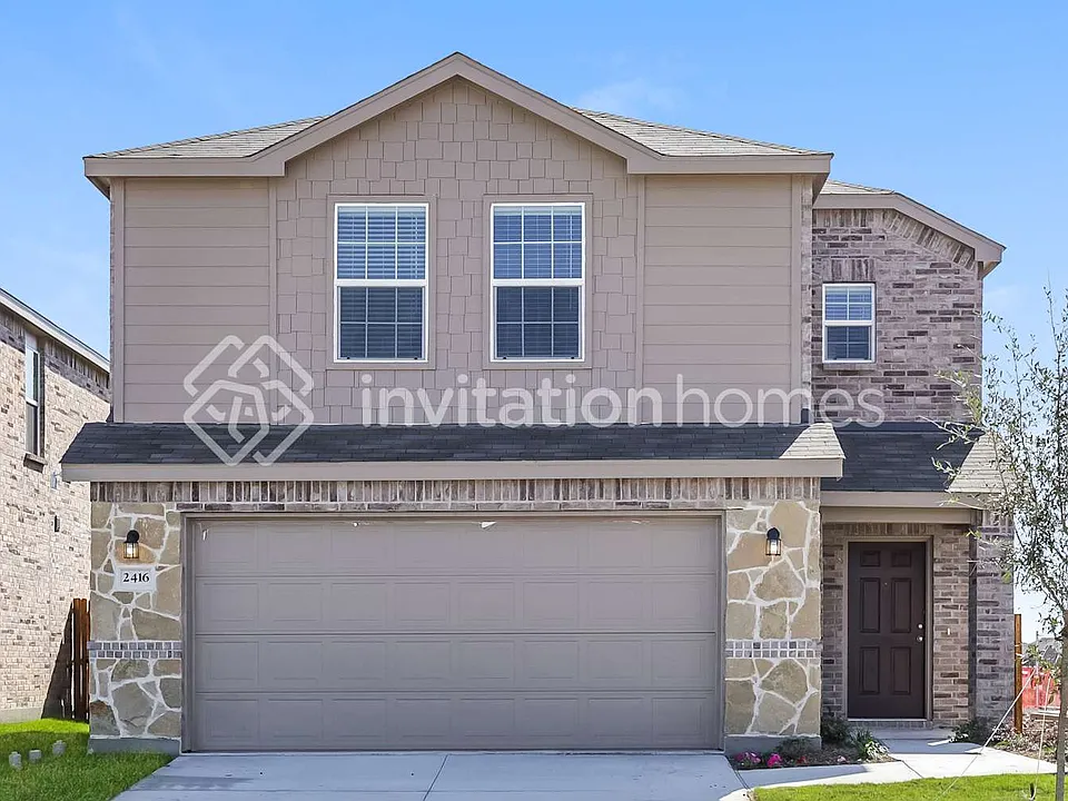 2416 Arbutus Dr