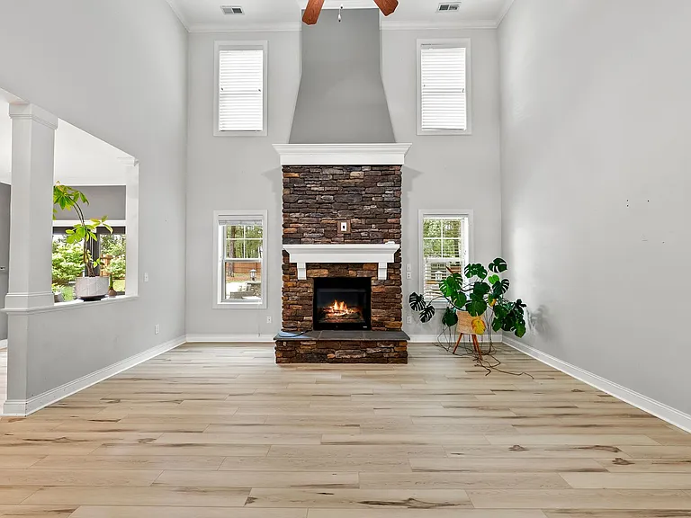 3537 Bunting Dr — Photo 11