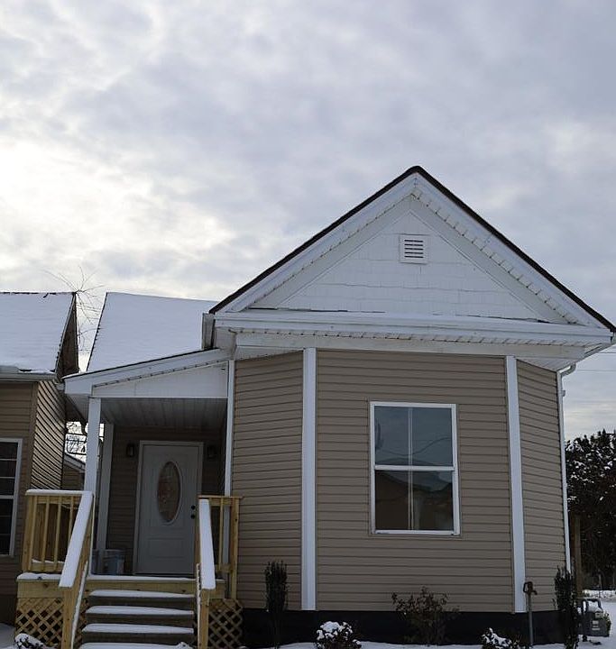 1st image of 1714 8th St