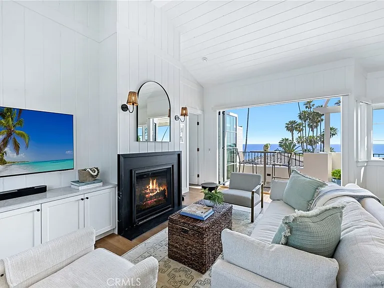 360 Cliff — Photo 3