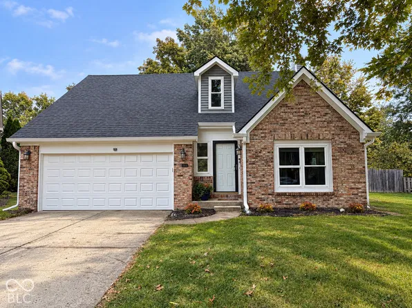 8584 Woodstone Ct, Indianapolis, IN 46256